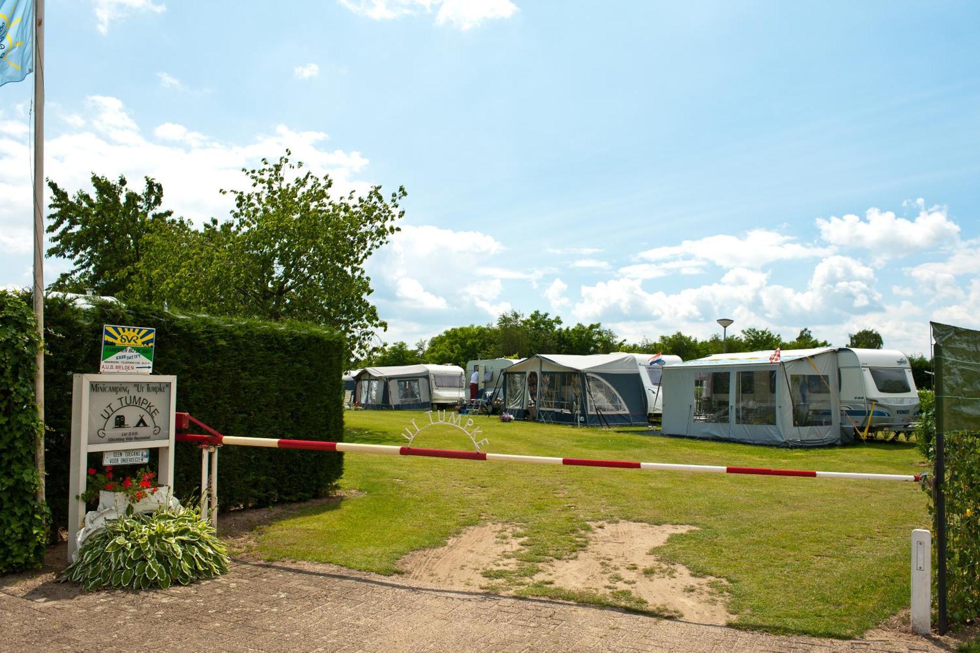 Camping En Vakantiewoning 'Ut Tumpke' Кессель Экстерьер фото